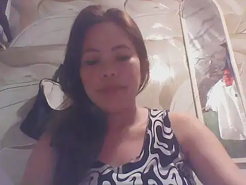 Snapshot of sweetciendy chatting on June 2026 04:41:01 PM sweetciendy online show from June 2026 04:41:01 PM