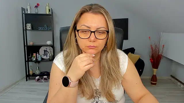 JessieRichards online show from March 2026 07:25:02 AM