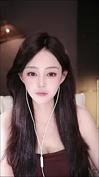 Snapshot of Anne-w chatting on April 2026 08:48:01 AM Anne-w online show from April 2026 08:48:01 AM