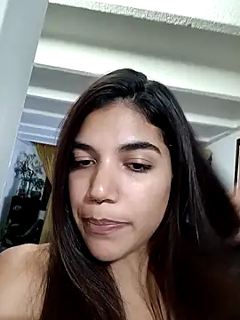 Snapshot of isabellahofmann chatting on May 2026 01:14:01 AM isabellahofmann online show from May 2026 01:14:01 AM