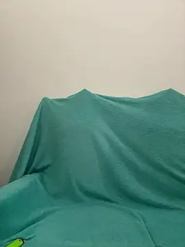 RafaelTitanX online show from April 2026 02:52:02 PM