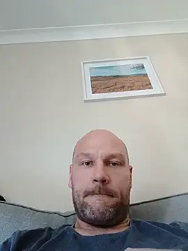 Snapshot of pitch_122 chatting on July 2026 04:42:02 PM pitch 122 online show from July 2026 04:42:02 PM