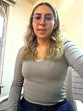 EimyBlake online show from April 2026 11:06:01 PM