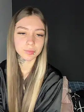 Snapshot of alyssa_22 chatting on June 2026 10:53:02 PM alyssa 22 online show from June 2026 10:53:02 PM