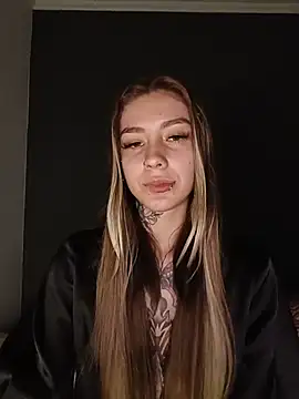 Snapshot of alyssa_22 chatting on July 2026 04:17:02 AM alyssa 22 online show from July 2026 04:17:02 AM