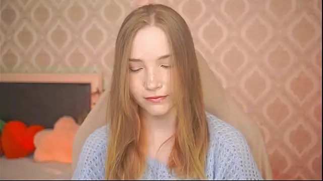 Snapshot of Linallu chatting on April 2026 01:11:01 AM Linallu online show from April 2026 01:11:01 AM