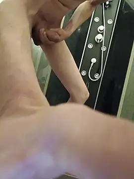 Skinboy06 online show from April 2026 06:37:01 PM