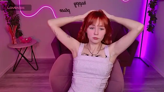 MiaSensitive online show from May 2026 02:47:02 PM