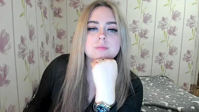 Agathameoww online show from May 2026 09:35:02 PM