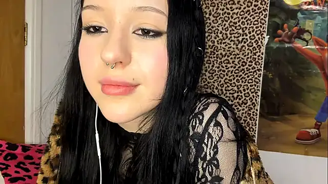 Snapshot of LunaTempted chatting on March 2026 07:41:02 PM LunaTempted online show from March 2026 07:41:02 PM