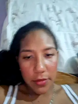 Snapshot of emily_fox01 chatting on July 2026 04:32:02 AM emily fox01 online show from July 2026 04:32:02 AM