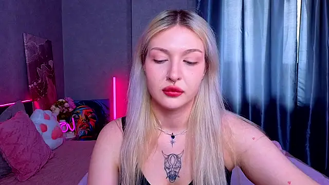 BlondieSummer online show from March 2026 07:46:02 AM