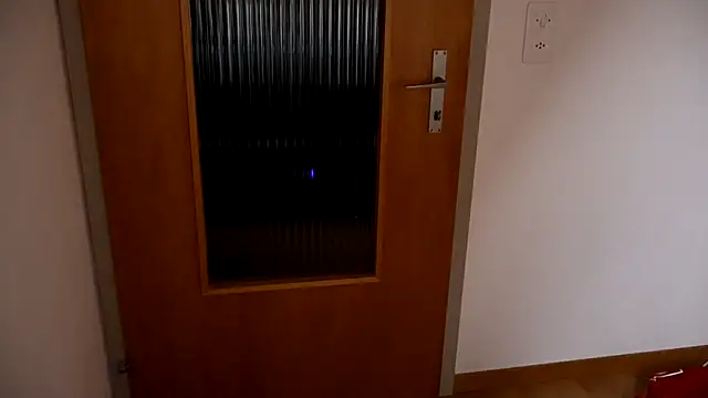 leggingshot1 online show from May 2026 08:14:01 PM