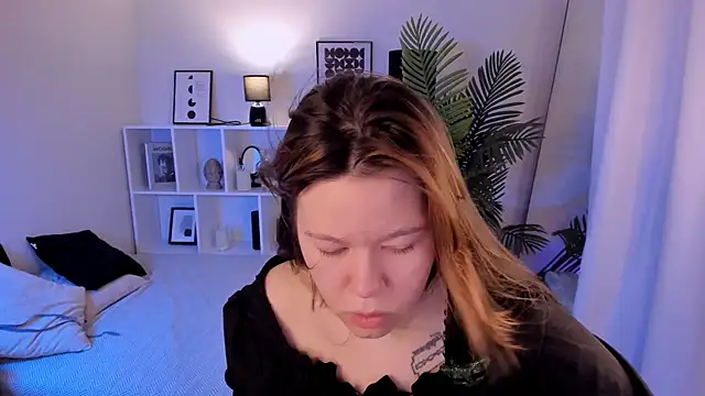 Vanessa ama online show from May 2026 05:50:02 PM