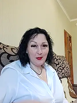 HelgaDennis online show from June 2026 07:30:01 AM