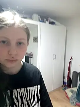 LinaMayer7 online show from March 2026 05:40:01 PM