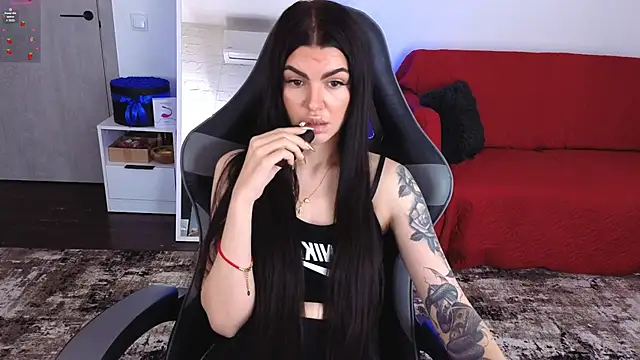 Snapshot of AnacondaOnn chatting on July 2026 06:05:01 AM AnacondaOnn online show from July 2026 06:05:01 AM