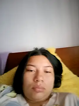 miaboom online show from April 2026 12:25:01 PM