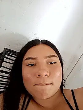 miaboom online show from April 2026 06:50:01 PM