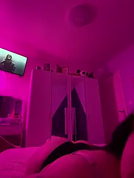 likiaaaaa online show from April 2026 08:17:02 PM