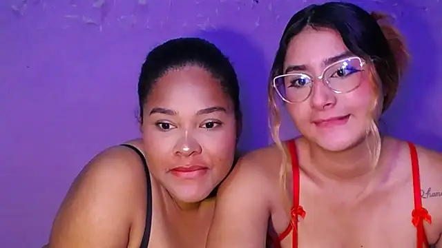 Snapshot of Amara_Diamond_1 chatting on April 2026 08:33:01 PM Amara Diamond 1 online show from April 2026 08:33:01 PM