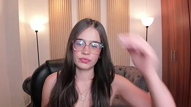 Snapshot of Nanaa_snow chatting on June 2026 05:04:01 AM Nanaa snow online show from June 2026 05:04:01 AM