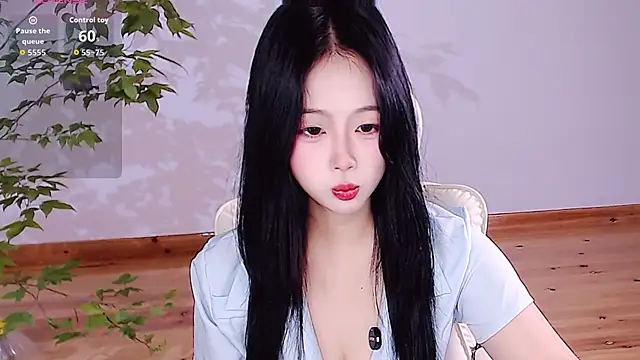 Snapshot of Luck-256 chatting on April 2026 01:23:01 PM Luck-256 online show from April 2026 01:23:01 PM