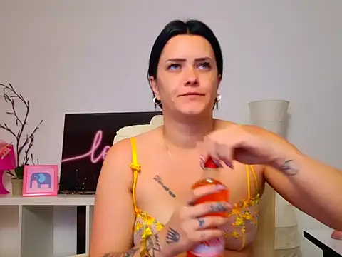 NicolSparkleX online show from June 2026 05:45:02 AM