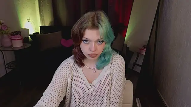 Snapshot of Clown_Princess chatting on April 2026 11:09:02 PM Clown Princess online show from April 2026 11:09:02 PM