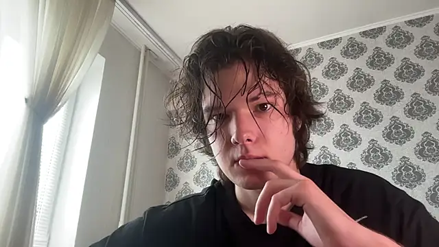 Snapshot of tomasdickpick chatting on June 2026 08:41:01 AM tomasdickpick online show from June 2026 08:41:01 AM