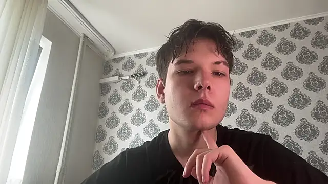 Snapshot of tomasdickpick chatting on June 2026 08:19:01 AM tomasdickpick online show from June 2026 08:19:01 AM