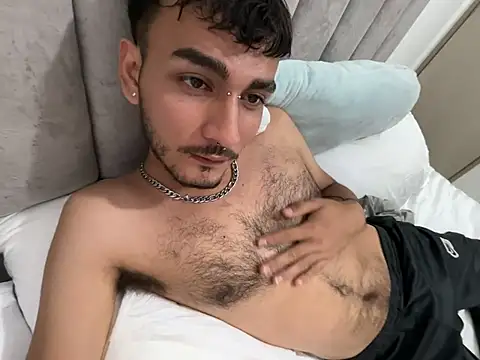 Snapshot of Velvet_man chatting on March 2026 02:17:01 AM Velvet man online show from March 2026 02:17:01 AM