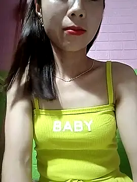 AmyLinee01 online show from April 2026 07:44:02 AM
