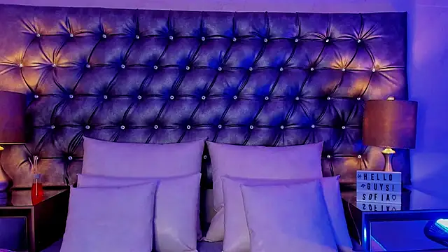 Sofia-Venegas online show from May 2026 12:10:02 PM