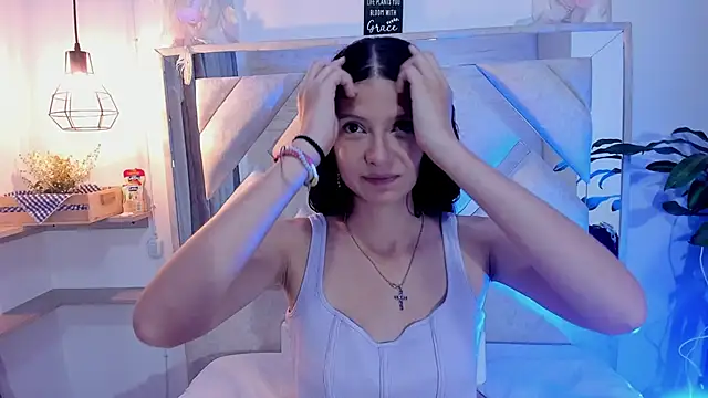 Snapshot of sofy_bonnet1 chatting on May 2026 11:28:01 AM sofy bonnet1 online show from May 2026 11:28:01 AM