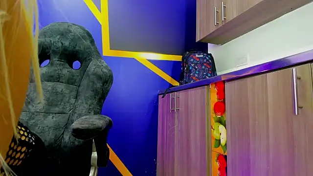 Aliciaa Diamond online show from March 2026 08:41:02 PM