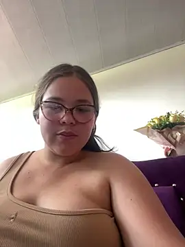 Dulce Noa online show from March 2026 04:32:01 PM