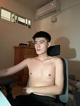 CalvinHY online show from July 2026 10:45:01 PM