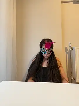 lilyums online show from June 2026 05:24:02 PM