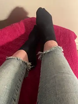 LilouPieds online show from March 2026 10:42:01 PM