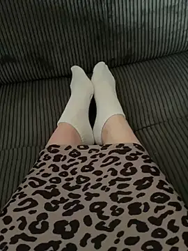 LilouPieds online show from April 2026 06:16:02 PM