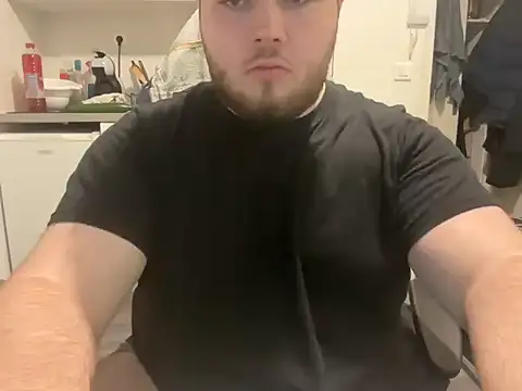 Snapshot of leowhitecock01 chatting on March 2026 07:06:02 PM leowhitecock01 online show from March 2026 07:06:02 PM