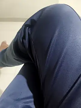 B S0051 online show from April 2026 03:03:01 PM