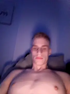 matthi898 online show from April 2026 09:42:02 PM