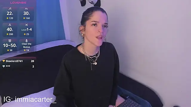 Snapshot of miaxcarter chatting on April 2026 11:02:02 PM miaxcarter online show from April 2026 11:02:02 PM