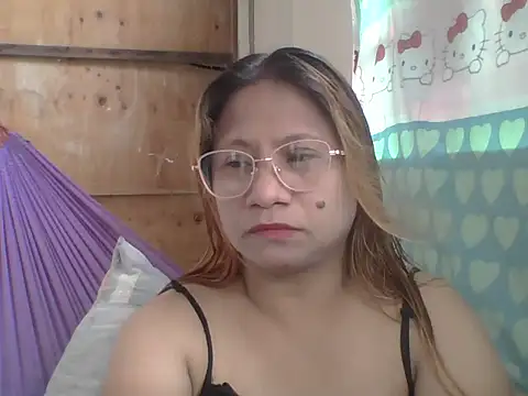 Snapshot of PinayChristine chatting on July 2026 02:42:01 AM PinayChristine online show from July 2026 02:42:01 AM