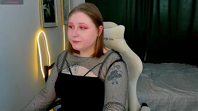 Snapshot of KatieGarsiaa chatting on March 2026 10:08:02 AM KatieGarsiaa online show from March 2026 10:08:02 AM