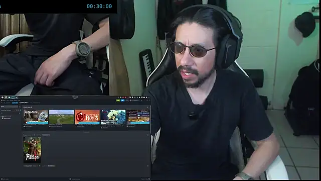 Snapshot of IASuarezV chatting on May 2026 06:11:01 AM IASuarezV online show from May 2026 06:11:01 AM