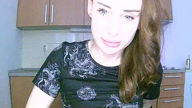 Snapshot of GlarysLoveressSx chatting on March 2026 12:43:02 PM GlarysLoveressSx online show from March 2026 12:43:02 PM