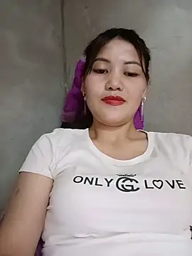 Snapshot of meg_06 chatting on May 2026 12:57:01 PM meg 06 online show from May 2026 12:57:01 PM